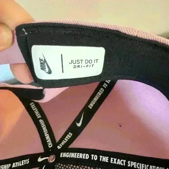 Rare NikeLab Essentials Acronym Snapback Cap - Pink & Black, Adjustable Pro Fit - Picture 5 of 6